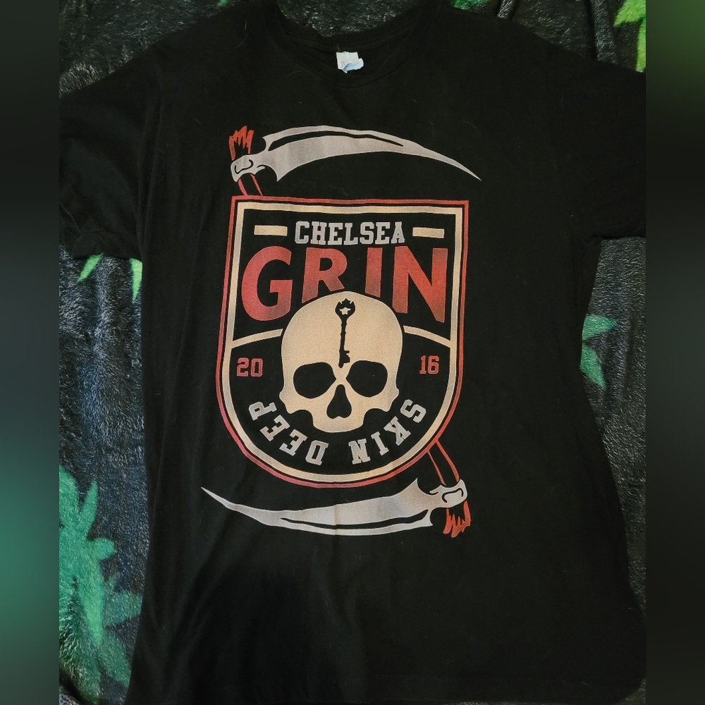 Chelsea Grin Large Band Shirt.